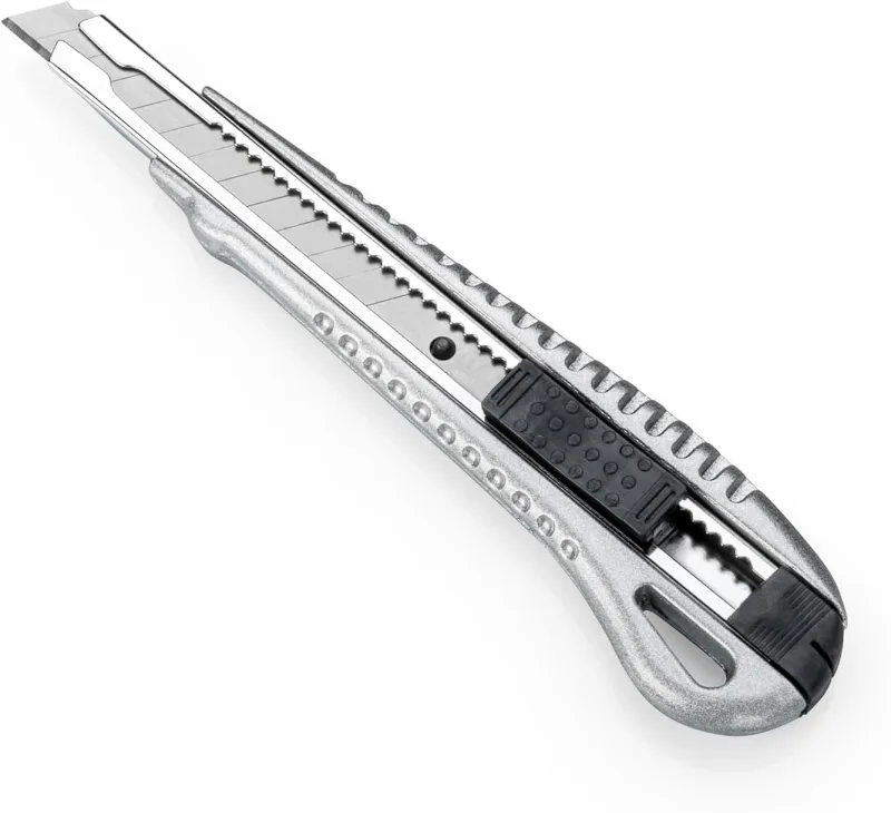 Dahle Professional Cutter 18mm Blade Metal Case for Professional Requirements Silver