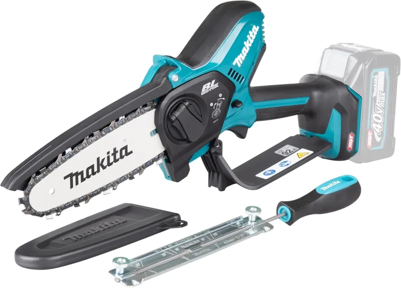 Makita UC029GZ Battery Powered Chainsaw Blade Length 150mm