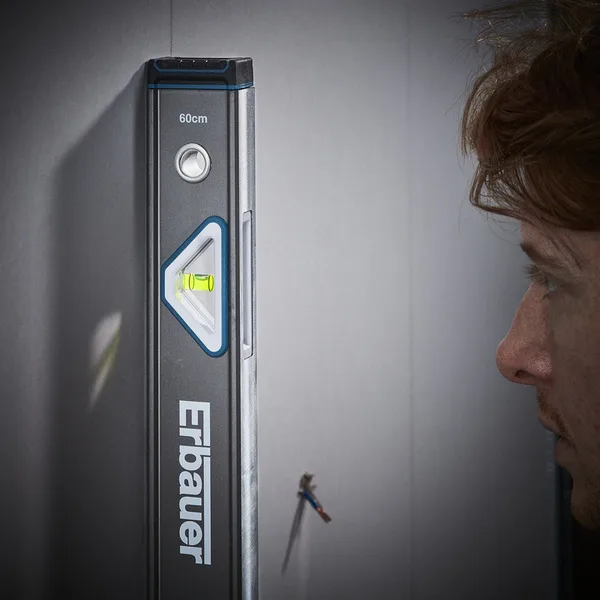 Nivel magnético 600 mm erbauer