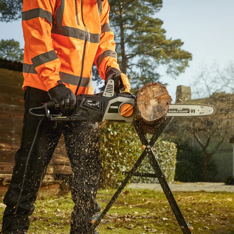 Motosierra eléctrica 2200w 40cm titan