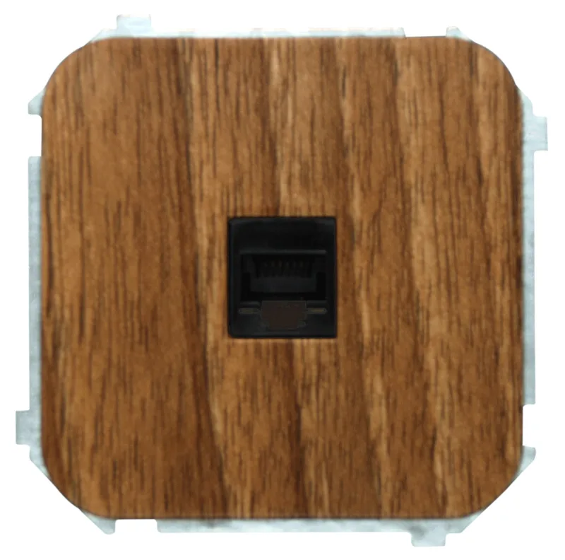 Toma de red ceese mil pino