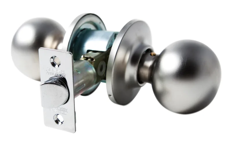 Pomo de puerta para puertas de paso forma de bola níquel satinado