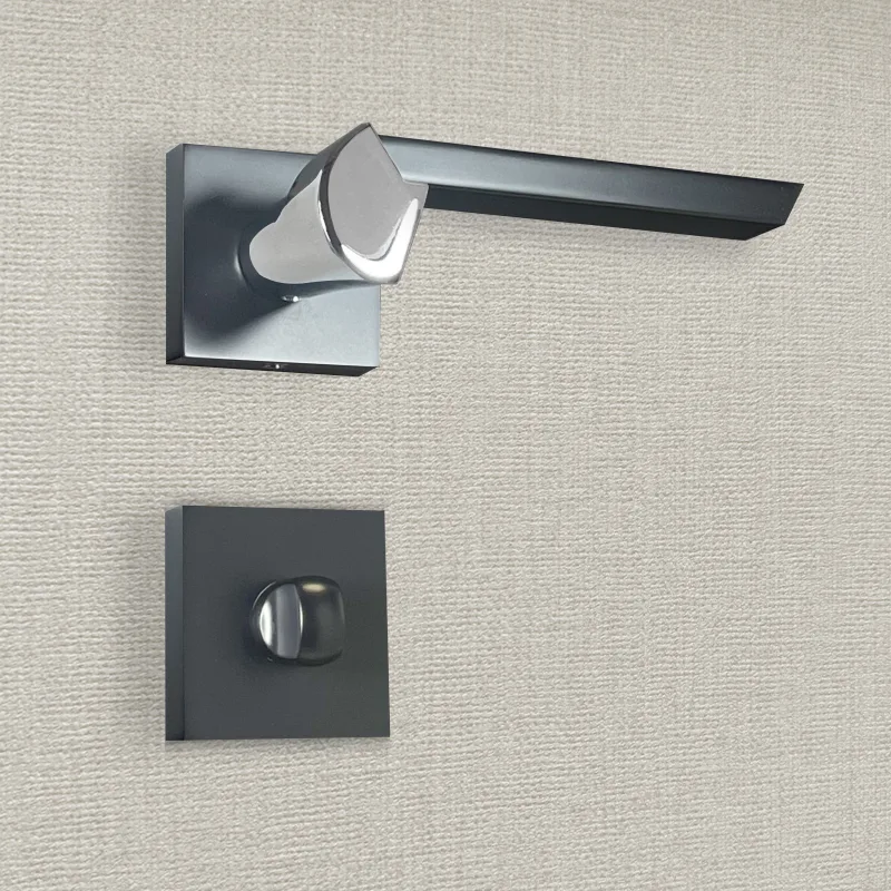 Manilla de diseño melissa con acabado en negro y cromo brillante - katchmee