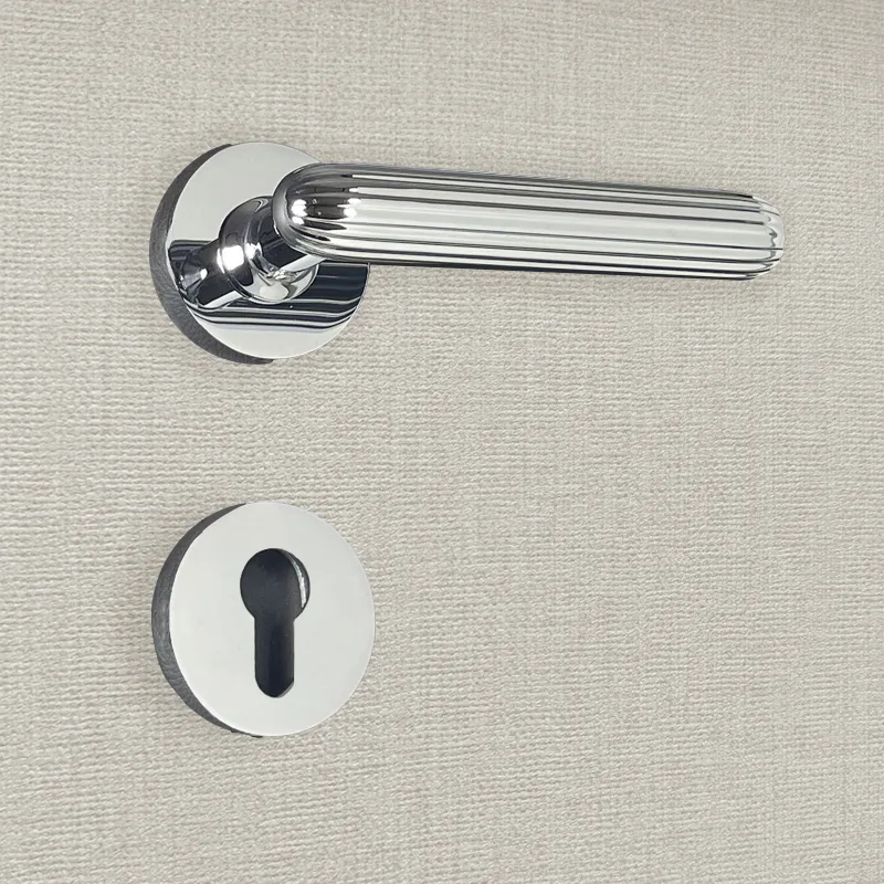 Manilla cilíndrica nelia en acabado cromo brillo - katchmee