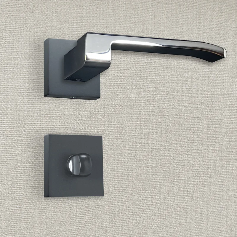 Manilla de diseño con acabado en negro y cromo brillante aurelia - katchmee