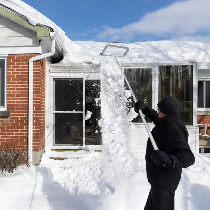 Raspador de nieve telescópico de aluminio 193-619cm con ruedas y cabeza ancha para tejados