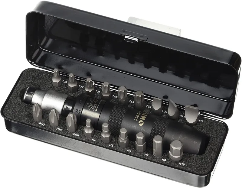 Irimo destornillador destorgolpe juego 18 pz.