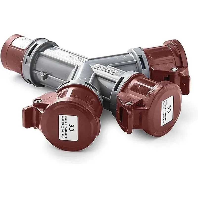 Adaptador múltiple famatel 15010 1 clavija / 3 tomas 3p+t 32a 400v ip44