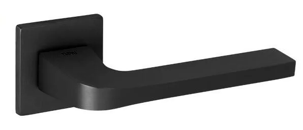 Juego de manilla con roseta interior de zamak, en negro mate