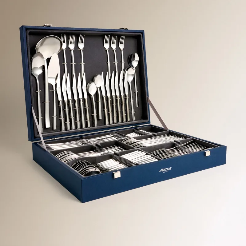 Arcos - Cubertería de 113 piezas Praga Arcos.