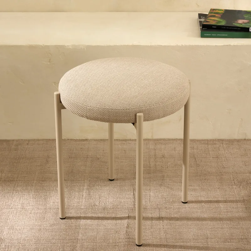 El Corte Inglés - Taburete tapizado apilable Ben.