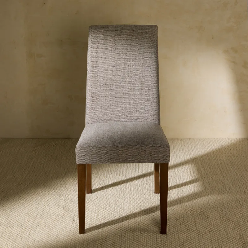 El Corte Inglés - Silla tapizada en lino Zen.