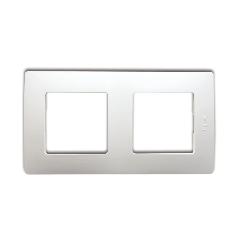 Legrand - Marco doble Niloé.