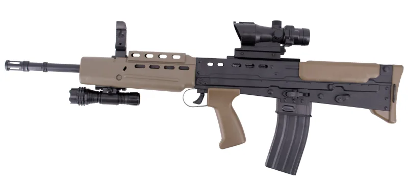 Escopeta muelle Tipo L85 Calibre 6mm - Negra y Camel - Energía 0,72 Julios - Velocidad de disparo 109 m/s - 360 FPS. Con linterna y visor.