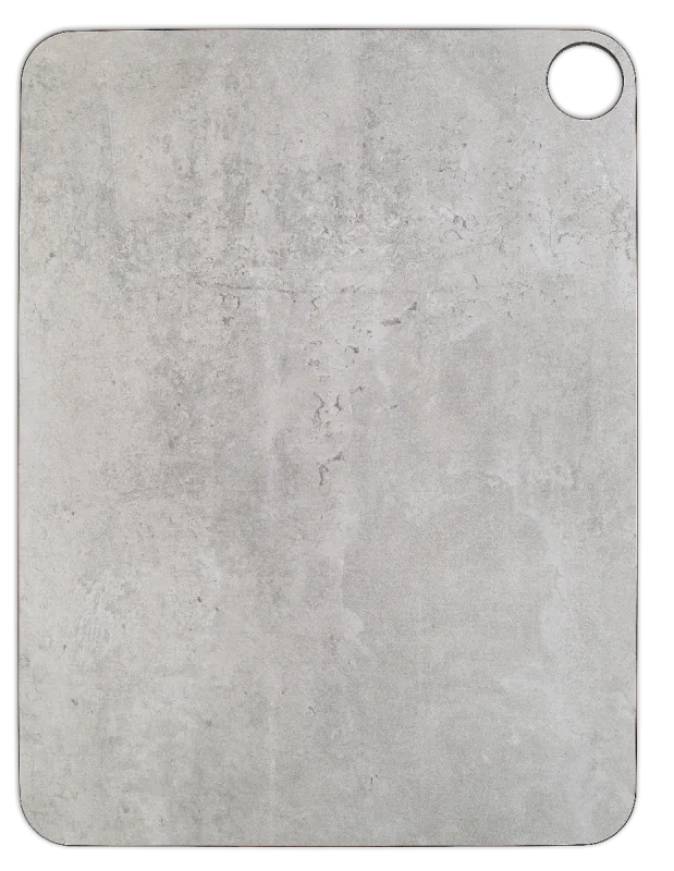 Tabla de Corte de la marca Arcos 765300. Tabla de corte para utilizarse para cortar los alimentos o para servirlos. Color Gris, 42,7 x 32,7 cm x 6,5 mm (Espesor). Fabricada en celulosa y resina.