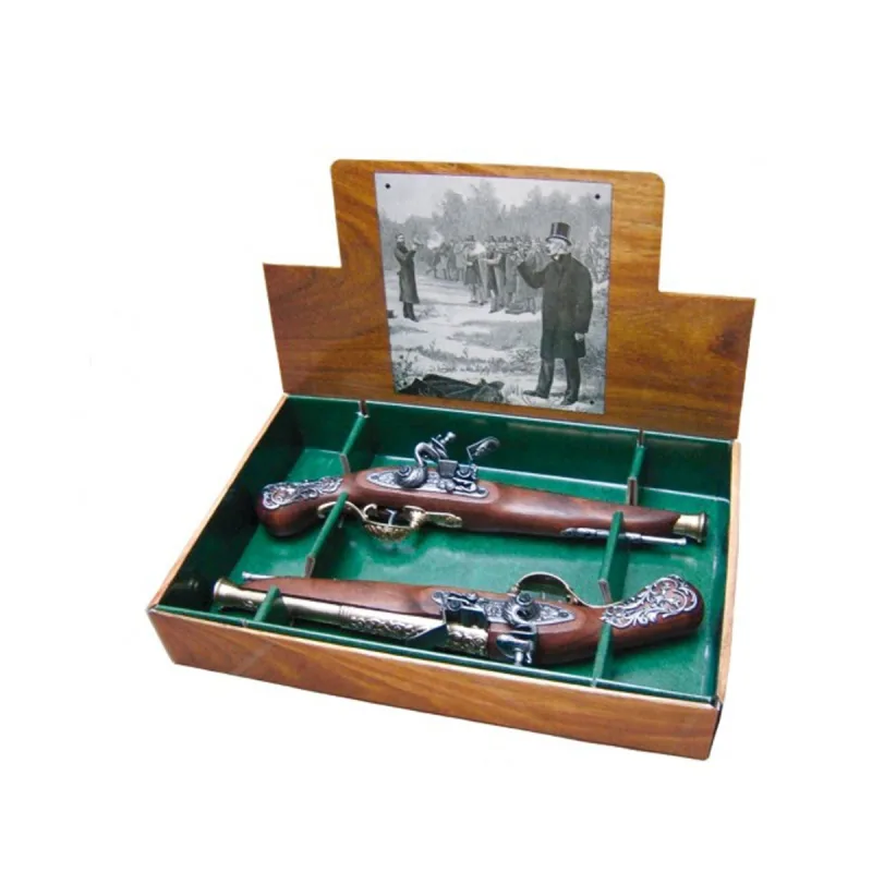 Caja de cartón con 2 reproducciones de pistola de chispa fabricadas en metal y madera con mecanismo simulador de carga y disparo, con caño ciego, no dispara, para decoración
