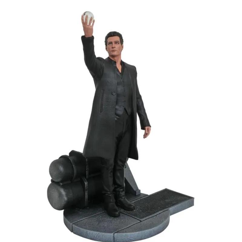Dark Tower JUN172624 Gallery Man in Black PVC Figura