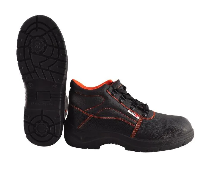 Botas de seguridad Galmag S1, modelo 461, para protección laboral, talla 45, resistente y cómoda, material duradero, ideal para trabajos de riesgo, color negro.