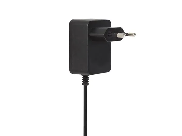 HQ-Power Adaptador de Corriente Universal, para Equipos informáticos, 20 V CC, 1 A, 20 W, Clavija de CC de 5,5 x 2,1 mm, Negro