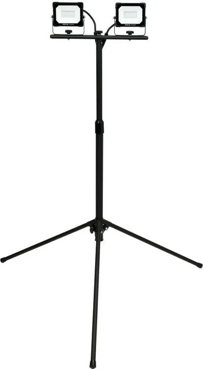 YATO, modelo YT-818151, Lámpara de mano LED 3800 lúmenes (2 x 1900), IP65, ideal para iluminación en exteriores y trabajos intensivos, resistente al agua y polvo.