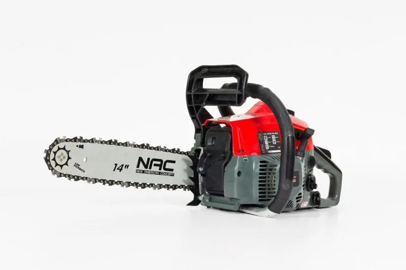 Motosierra a gasolina 38cc con espada de 35 cm NAC, herramienta para corte de madera, potente, compacta, ideal para jardinería y poda, diseño ergonómico, color rojo