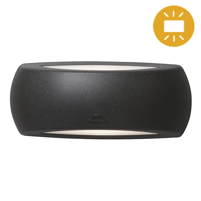 Aplique francy 1xe27 ip66 l.30xan.9xal.13cm resina negra