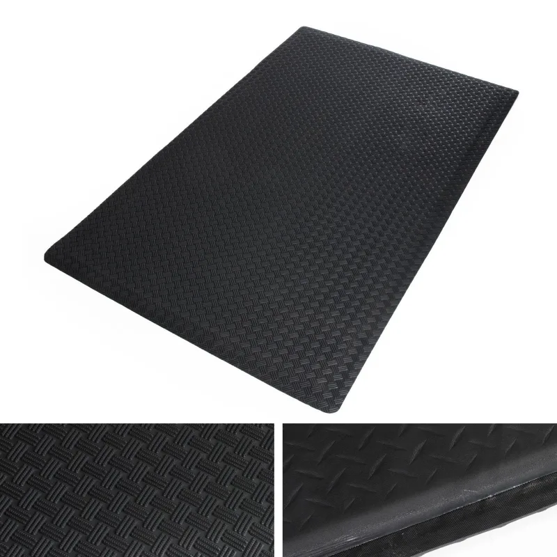 Estera ergonómica y confortable heavyduty tiretuff negra 60 x 90 cm